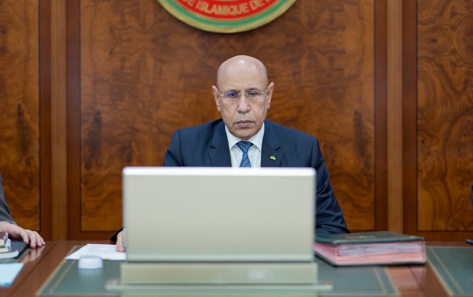 مجلس الوزراء يصادق على ثلاثة مشاريع مراسيم لتعزيز منظومة مكافحة غسيل الأموال وتمويل الإرهاب