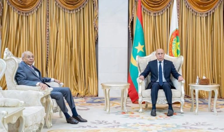 الرئيس غزواني يلتقي منسق الحوار ورؤساء فرق الحوار