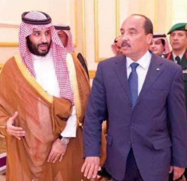 وصول ولي العهد السعودي محمد بن سلمان إلى مطار أم التونسي الساحة